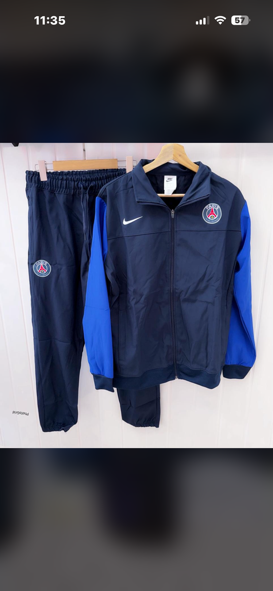 Ensemble de survêtement football