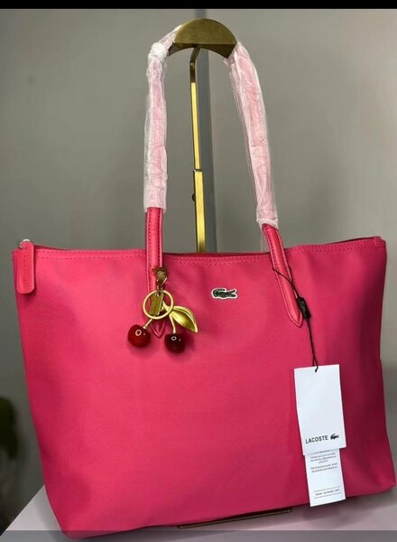 Sac à main rose Lacoste