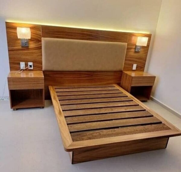 Lit moderne en bois avec éclairage LED