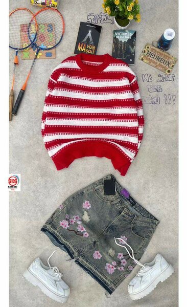 Pull rayé rouge et blanc