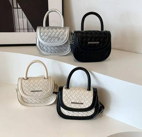 Sac à main tressé élégant