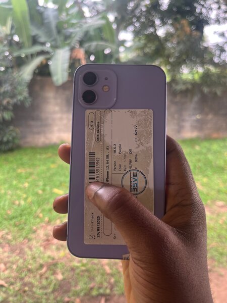 iPhone 1264Go casi neuf