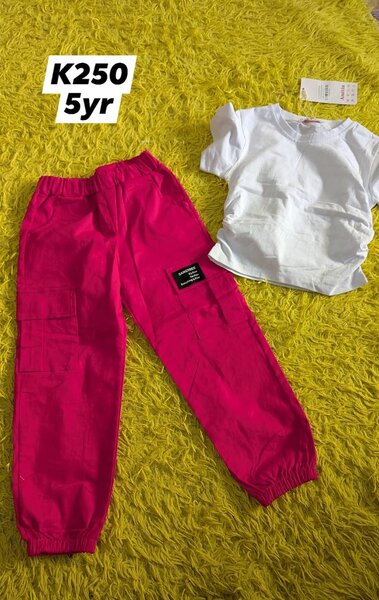 Girls clothing set