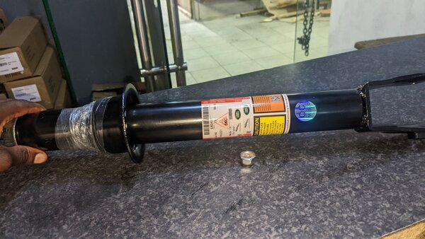 Front Air Shocks Absobers For JAGUAR XF , JAGUAR XJL, JAGUAR