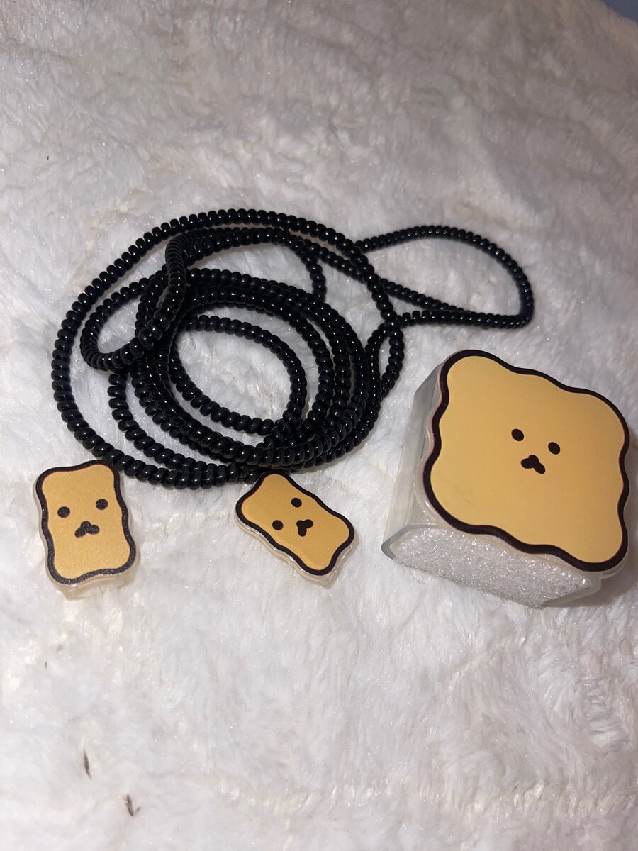 Silicon charger protector