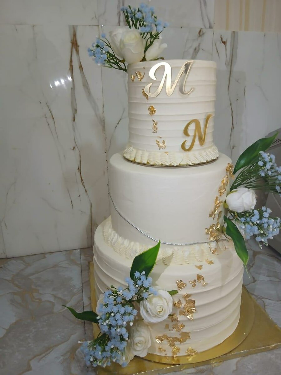 Gâteau de Mariage Élégant
