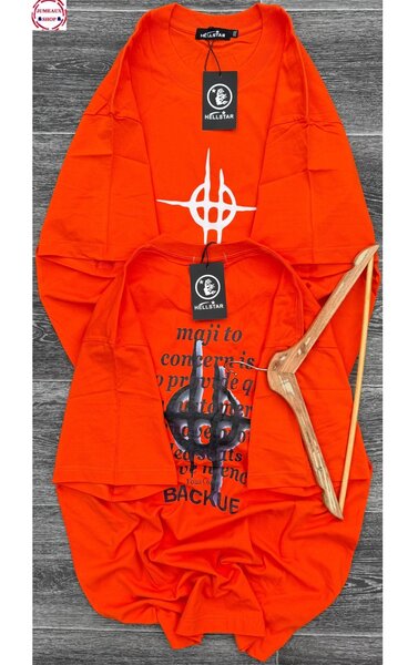 T-shirt orange à imprimé graphique