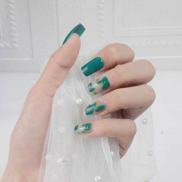 Faux ongles verts élégants