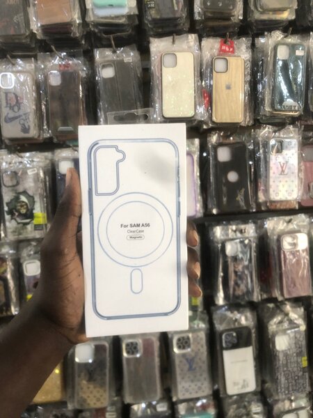 Coque magnétique pour Galaxy A56