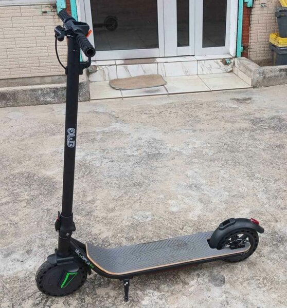 Trottinette électrique pliable