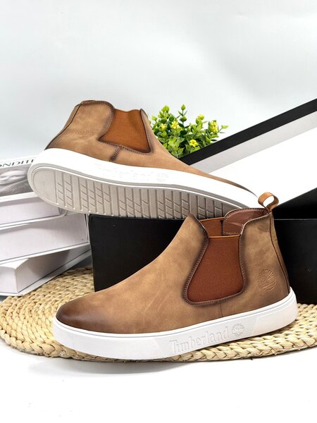 Timberland Brown & White