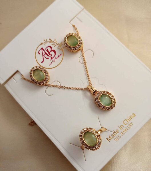 Ladies chain earring set