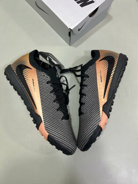 Chaussures de Football Nike