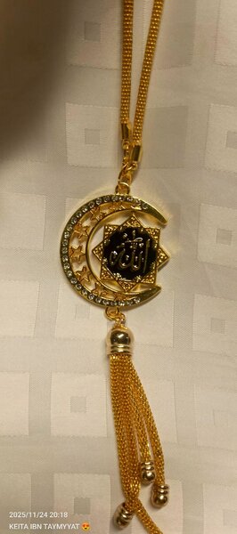 Collier pendentif doré Allah