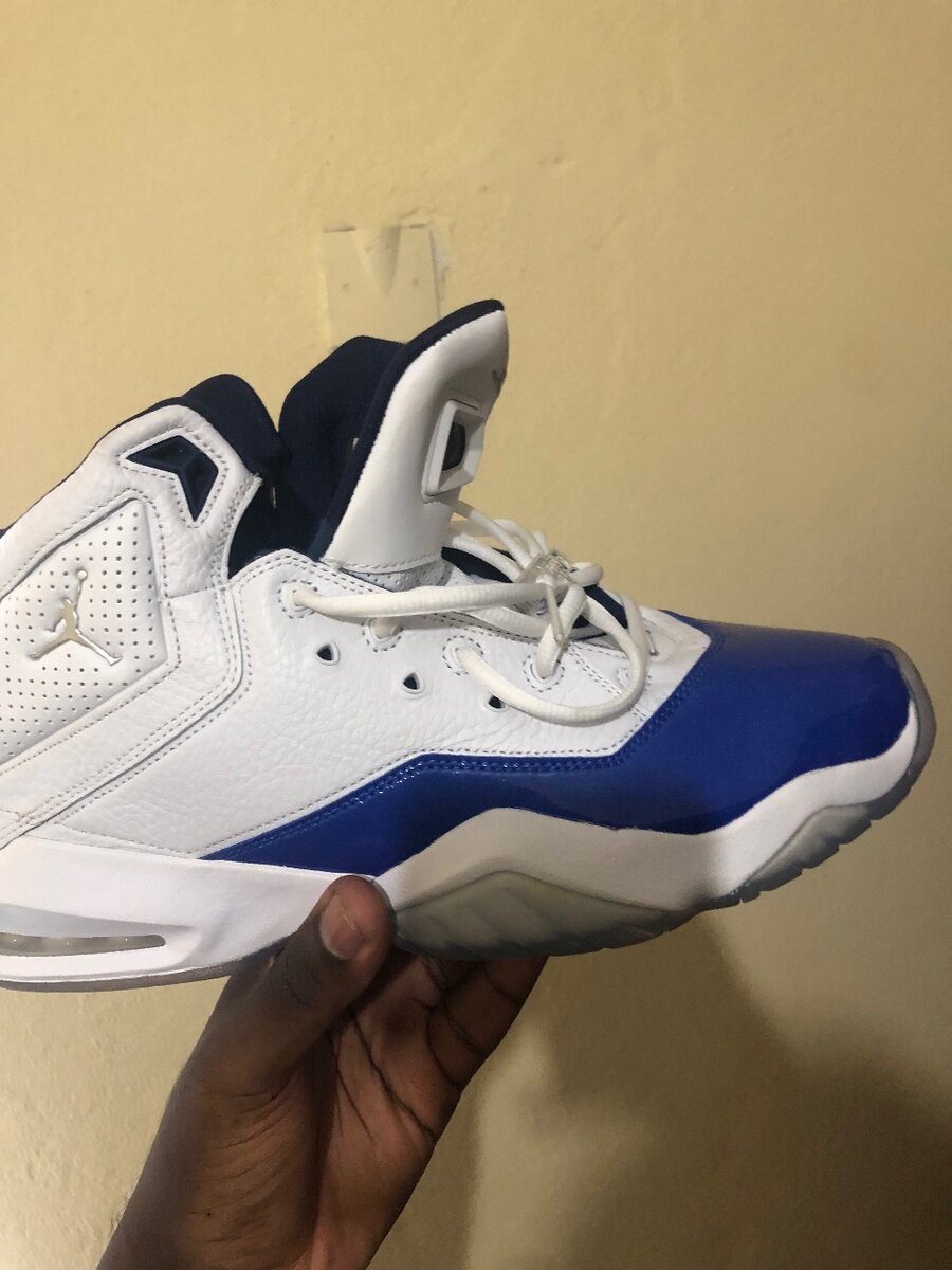 Baskets Blanches et Bleues