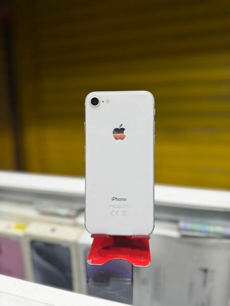 Iphone 8 blanc 64 gb