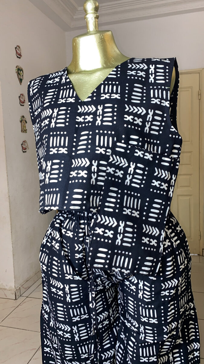 Pantalons larges en tissu imprimé