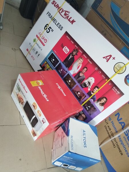 SMART ANDROID TV 65INCH 4KUHD