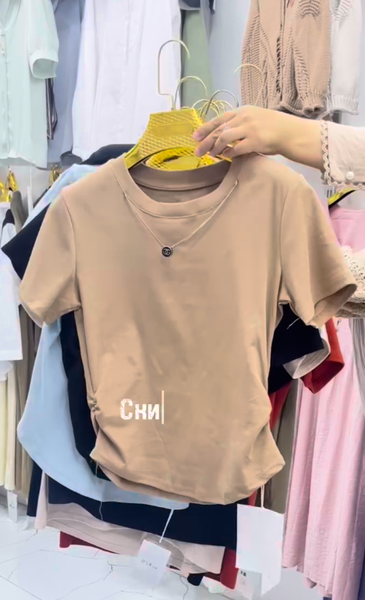 футболка бежевая 