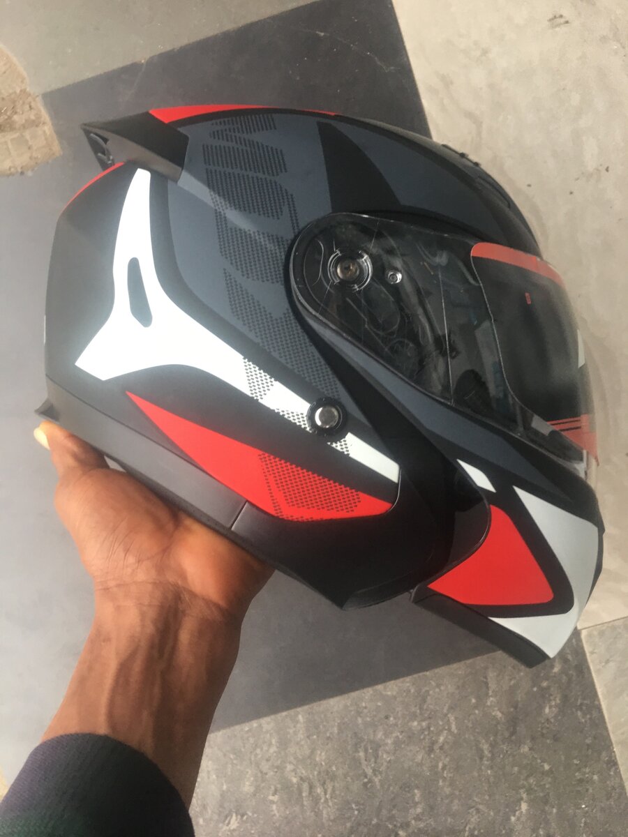 Moxal Helmet Red/White