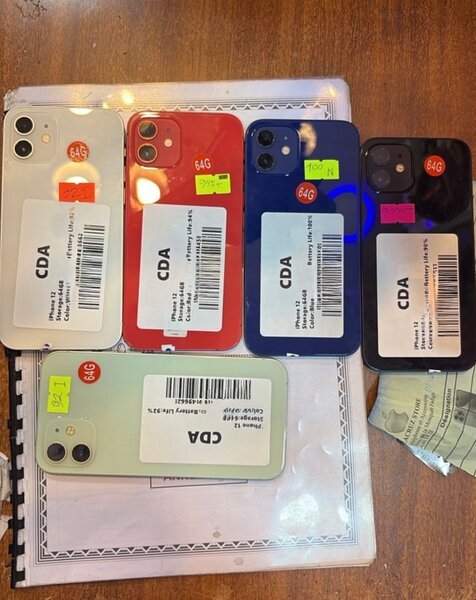 iPhone 12 64GB Quasi neuf