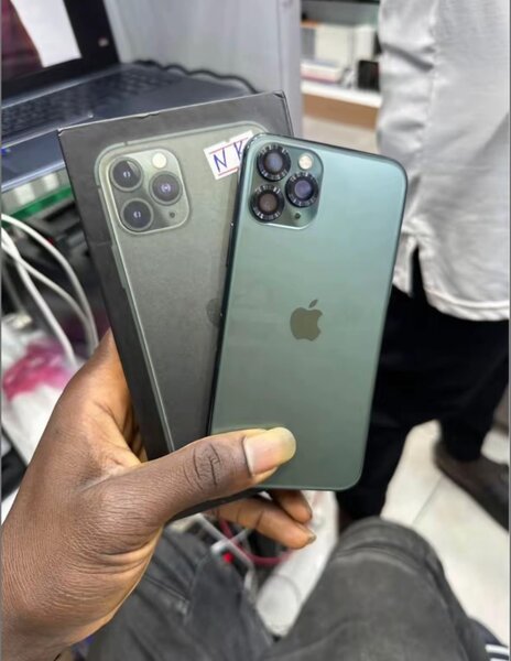 iPhone 11 Pro avec boîte