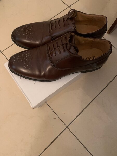 Chaussures habillées en cuir Zara