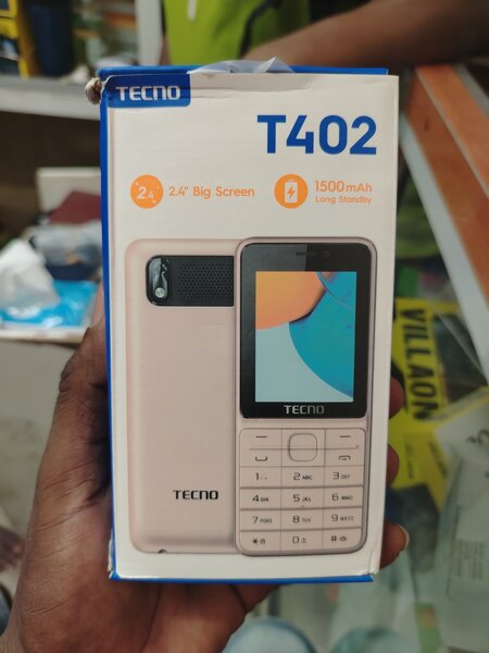 Téléphone Tecno T402