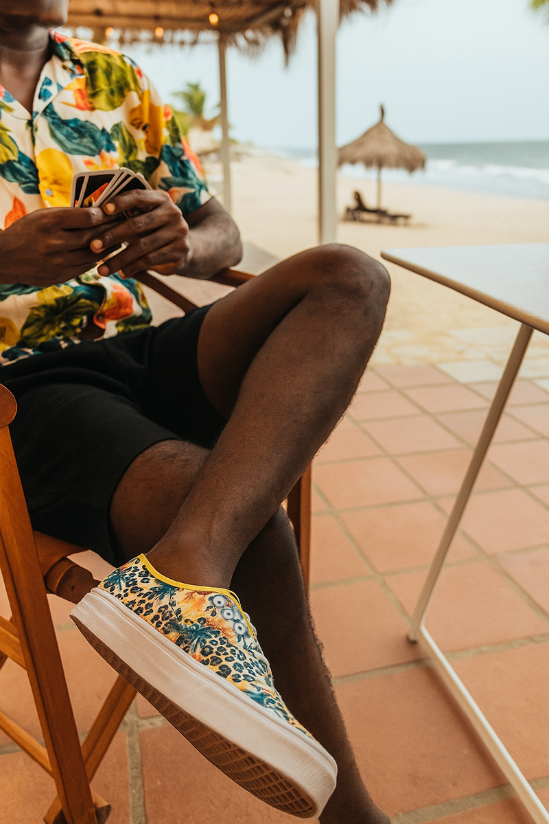 Sneakers à motif tropical