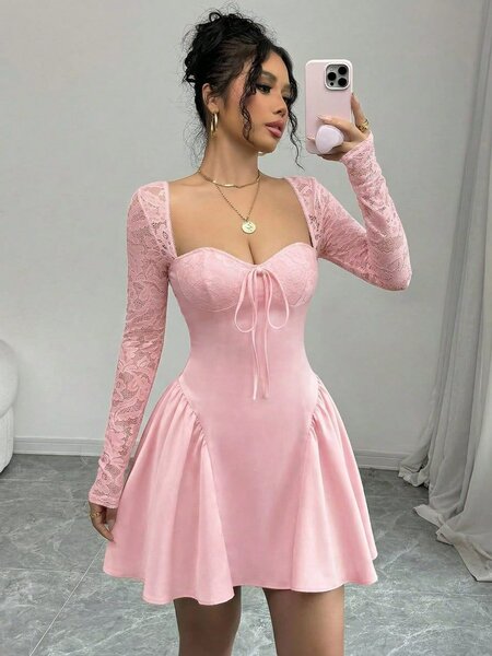 Robe courte élégante pour femme