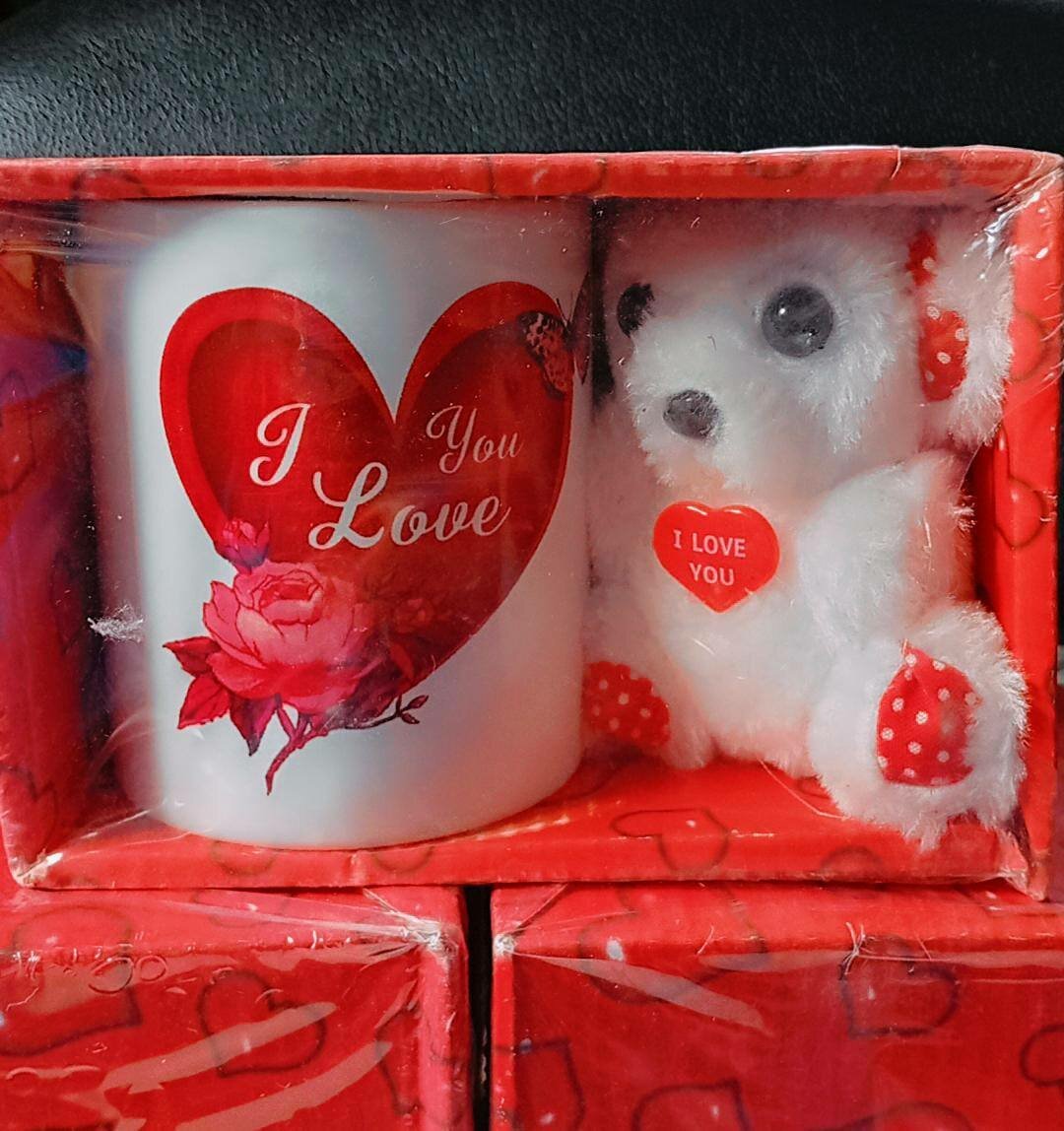 Cadeau Mug et Peluche pour la Saint-Valentin