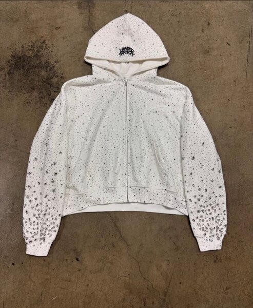 Veste à capuche blanche élégante