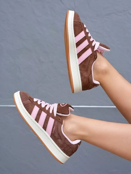 Sneakers en daim marron et rose