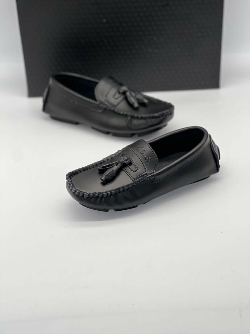 CLASSIC LOAFERS