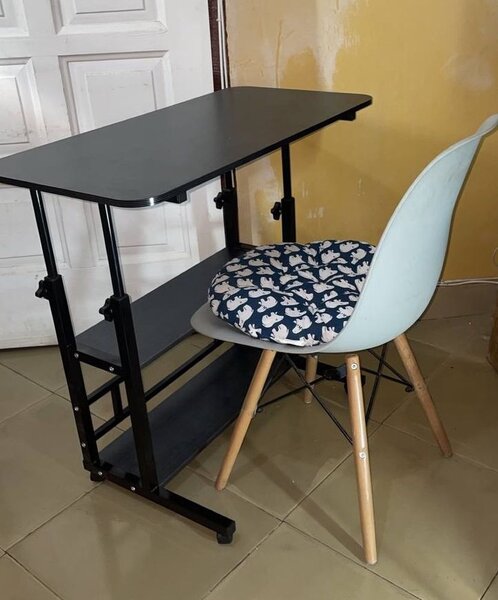 Adjustable table
