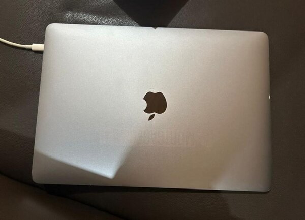 MacBook Pro 2016 + Touch Bar