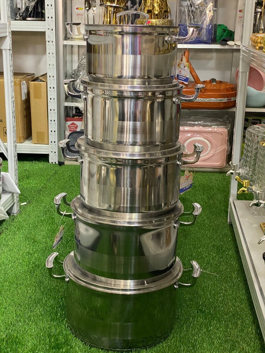 Stainless steel cookware