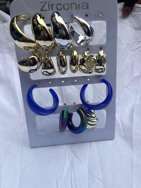 Boucles doreilles multicolore