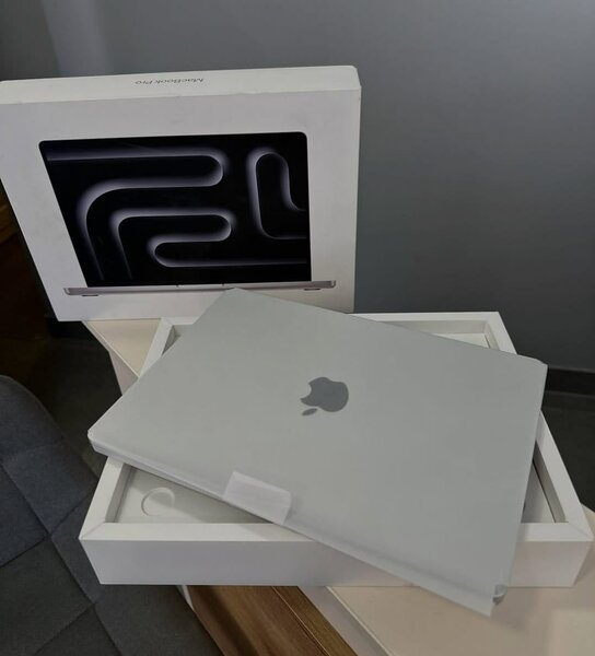 MacBook Pro 14" M4 16Go