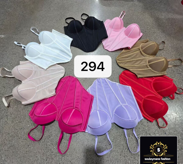 Corsets bustiers en dentelle