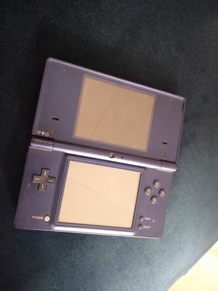 NINTENDO DSi