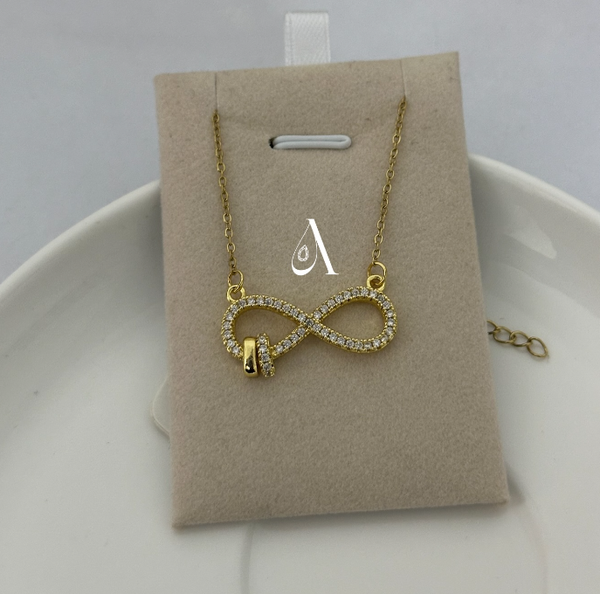 Infinity necklace 