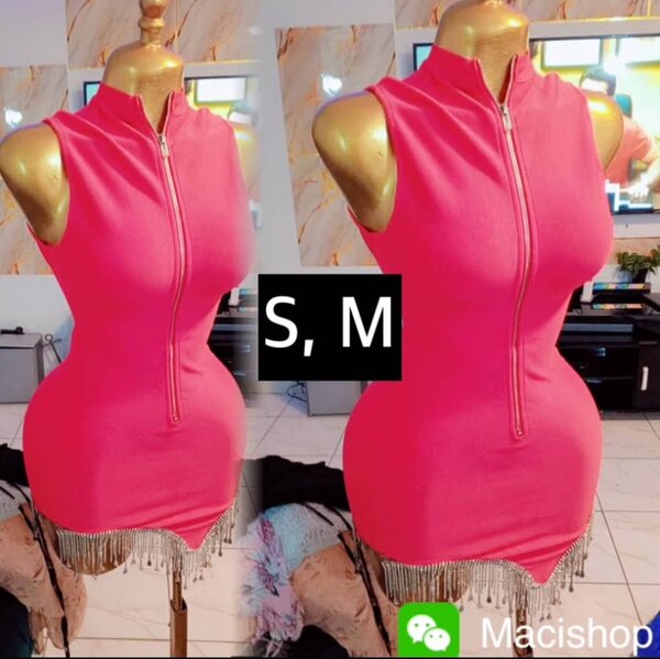 Robes élégantes mode soirées