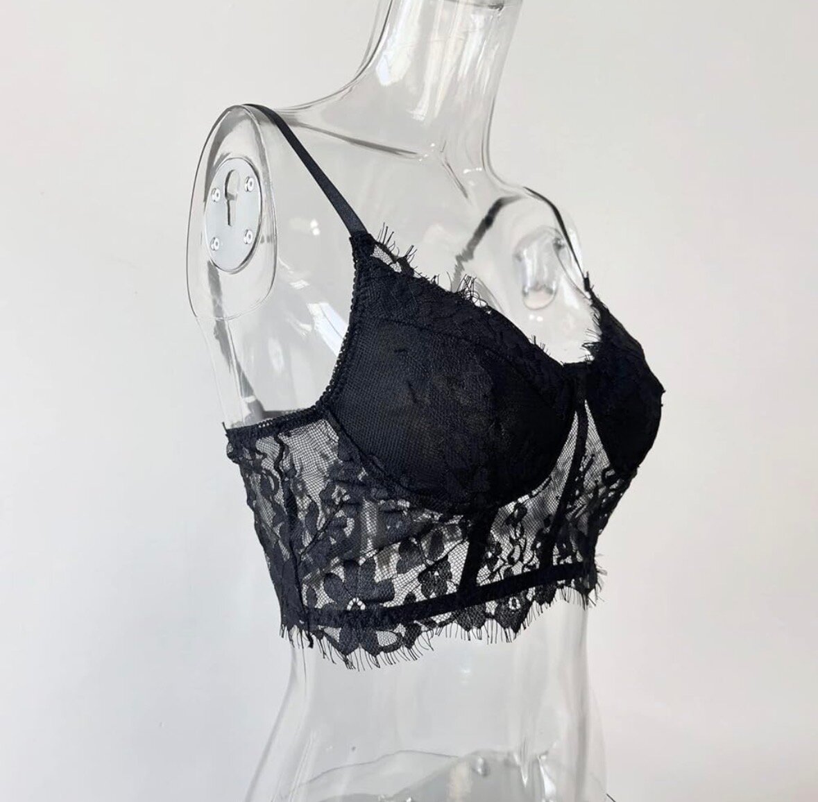 Soutien-gorge noir en dentelle