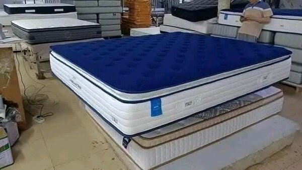 Matelas trois places