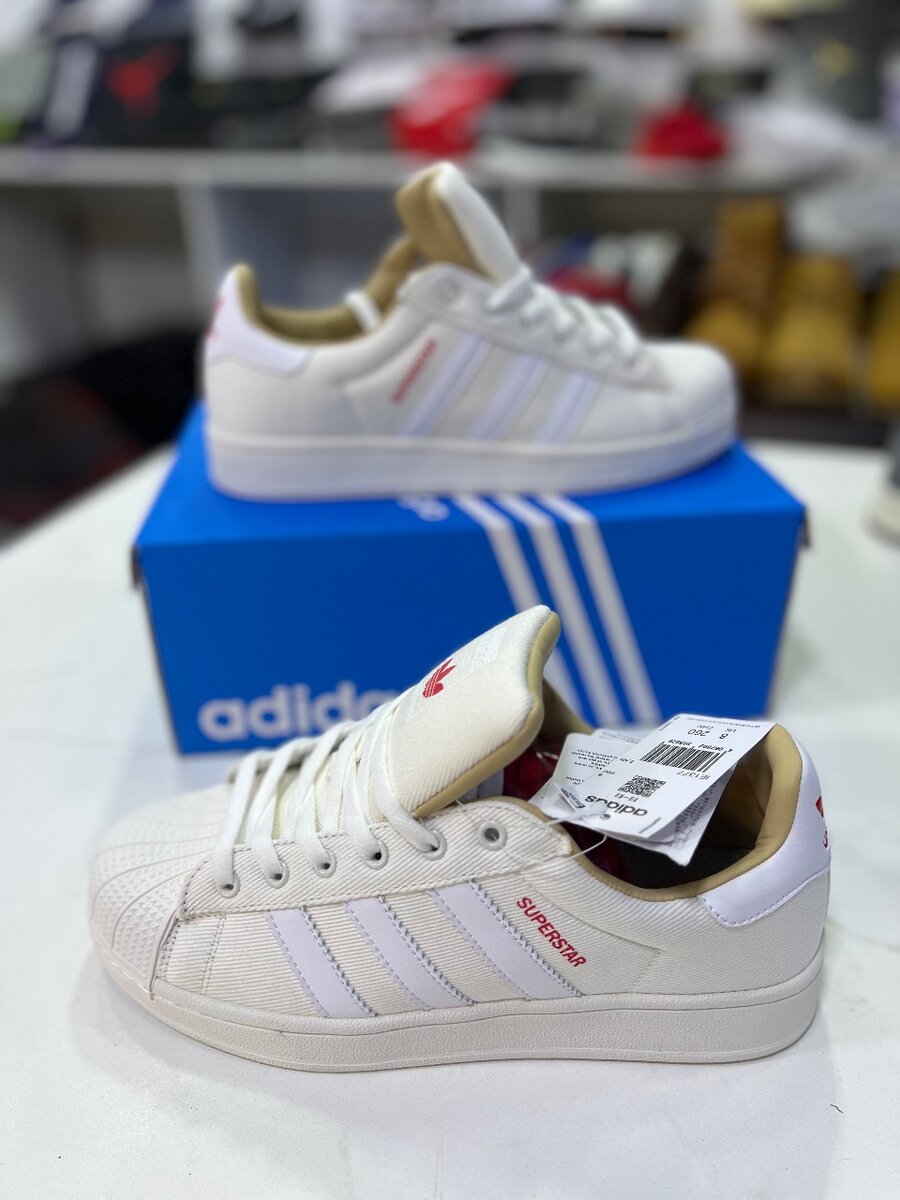 Adidas superstar