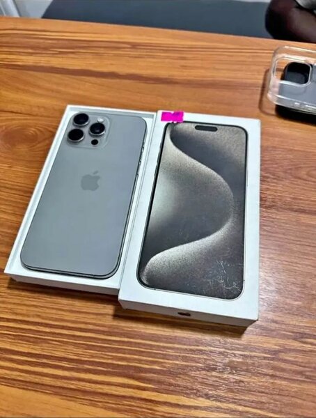 iPhone 14 Pro Max 256Go Gris