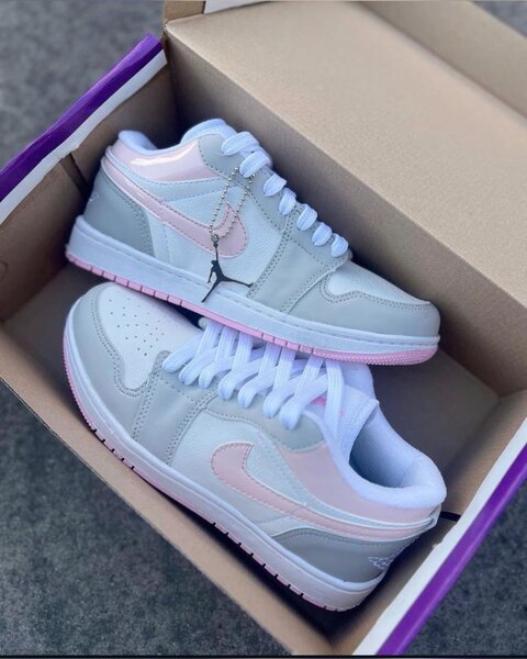 Nike Air Jordan 1 Low gris rose