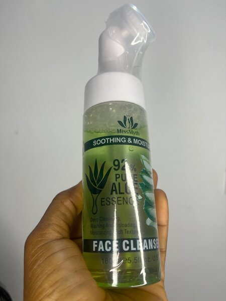 Nettoyant Visage Aloe Vera 92%