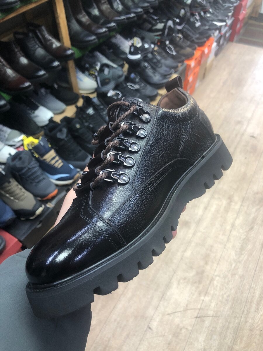 Кожаные туфли